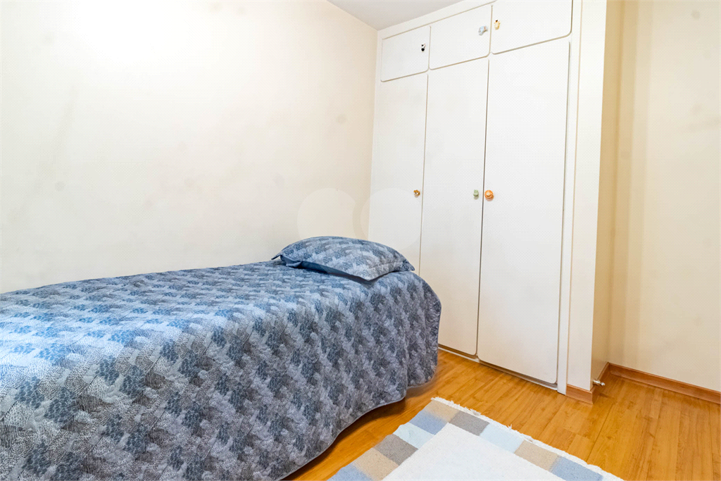 APARTAMENTO em MOEMA
