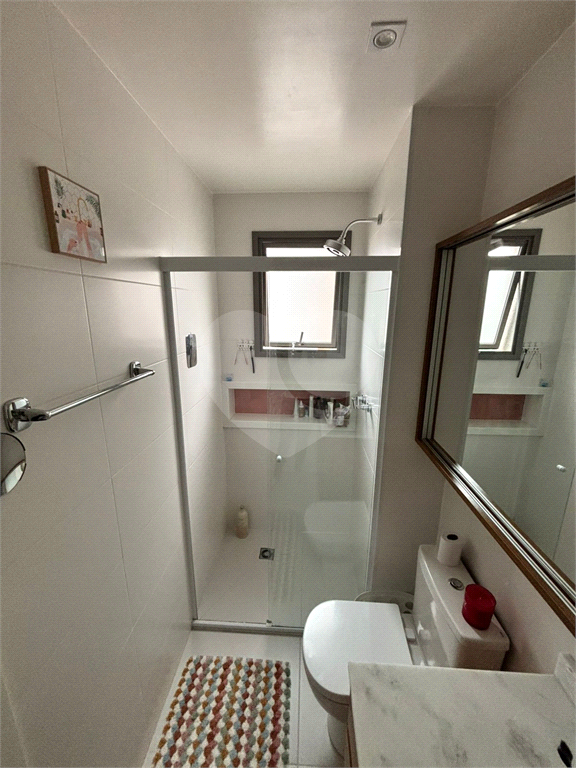 Imóvel de 69m² reformado com marcenaria de alto padrão, 2 quarto sendo 1 suíte 1 vaga Vila Romana