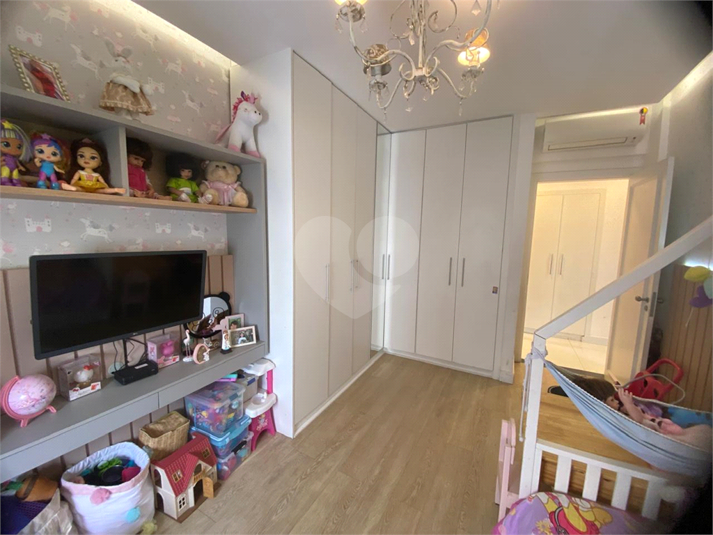 APARTAMENTO em HIGIENÓPOLIS