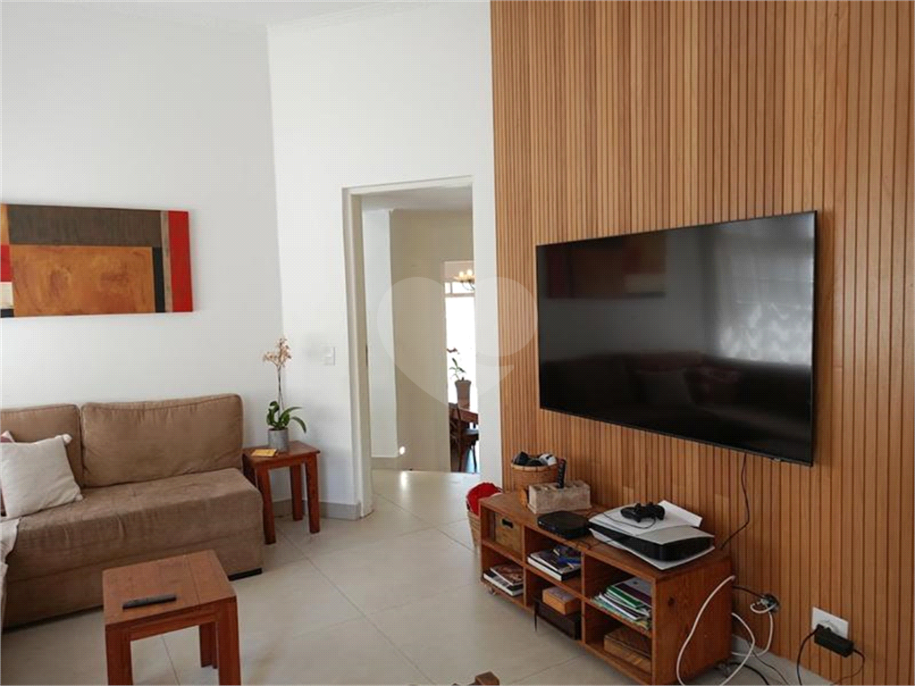 CASA - RESIDENCIAL ALPHAVILLE 11 