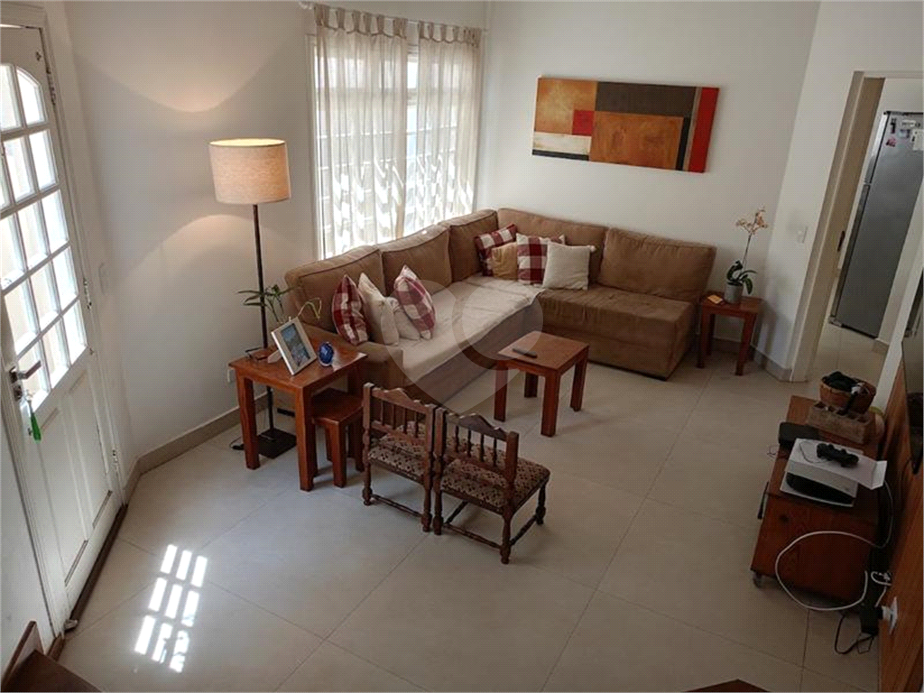 CASA - RESIDENCIAL ALPHAVILLE 11 