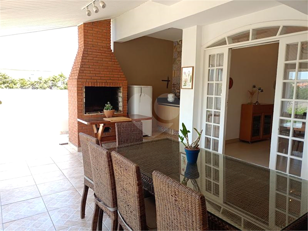 CASA - RESIDENCIAL ALPHAVILLE 11 