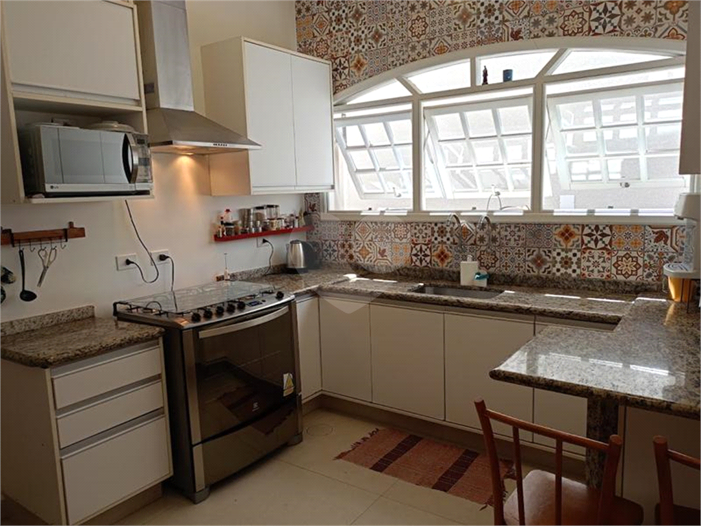 CASA - RESIDENCIAL ALPHAVILLE 11 