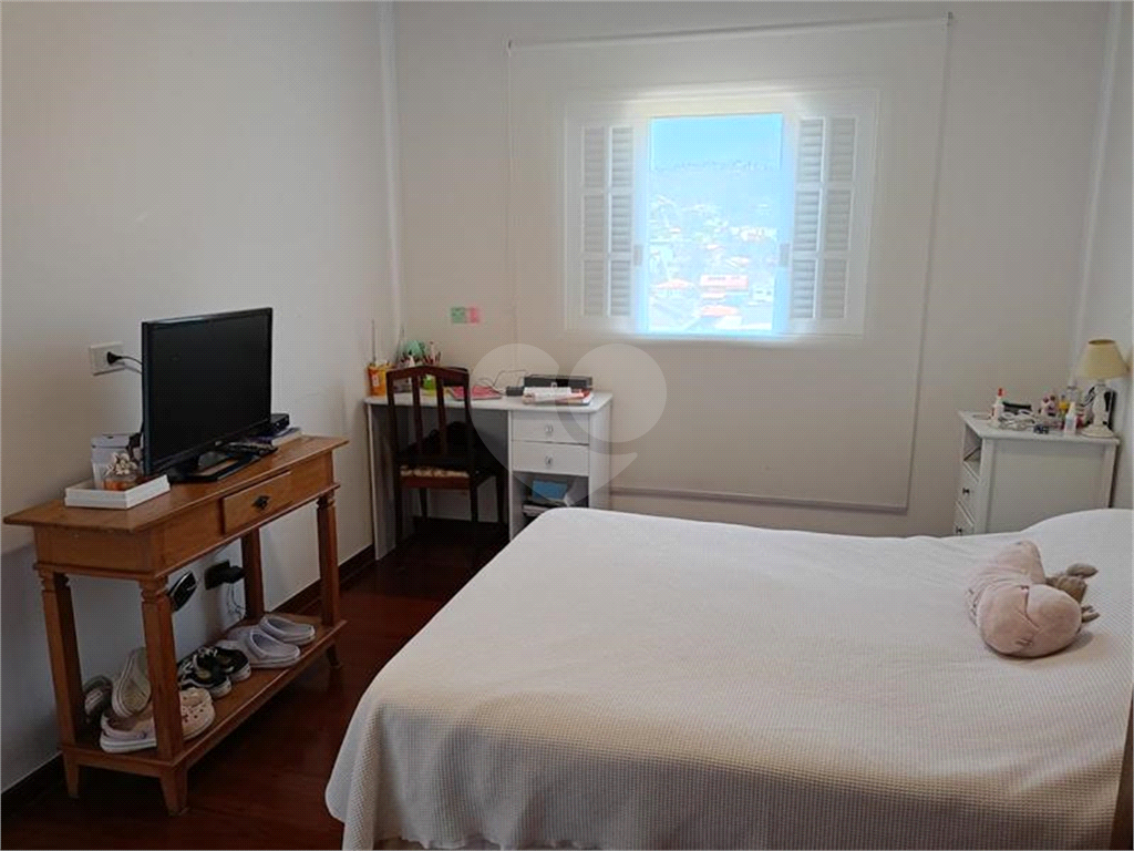 CASA - RESIDENCIAL ALPHAVILLE 11 