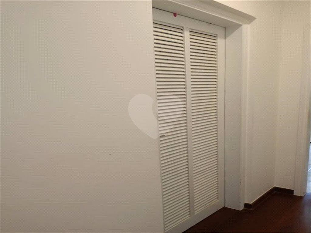 CASA - RESIDENCIAL ALPHAVILLE 11 