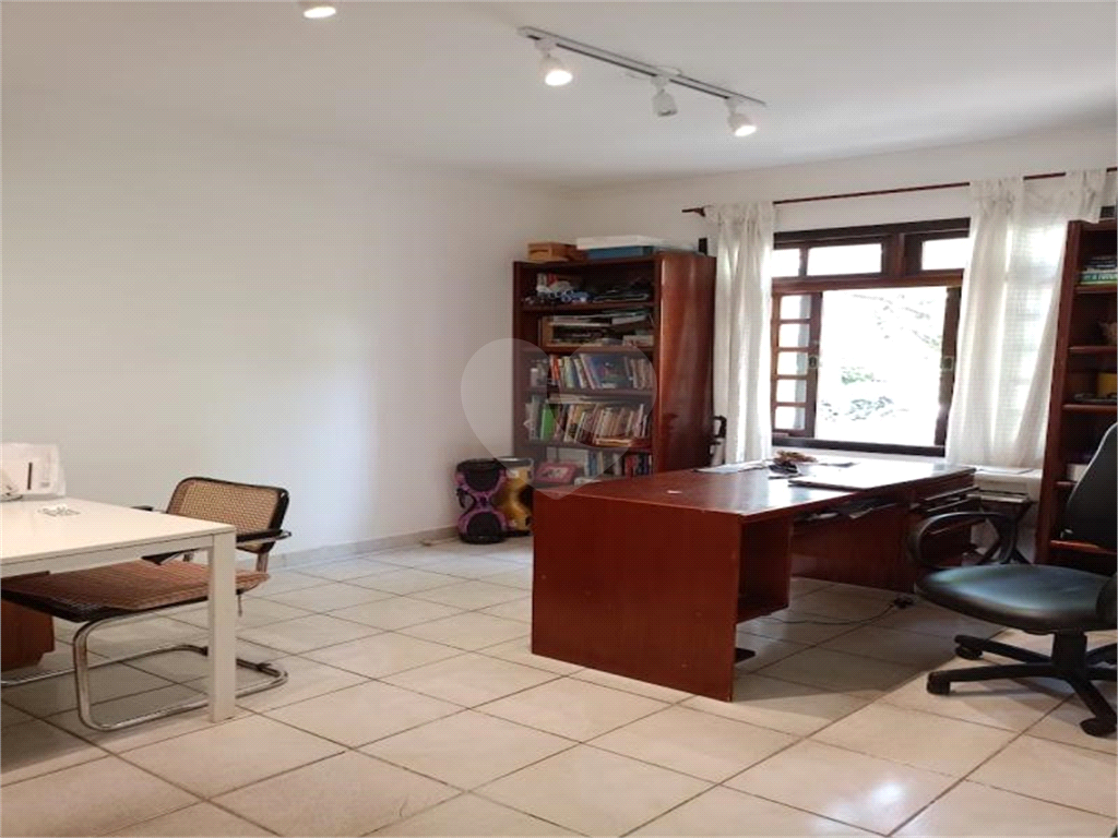 CASA - RESIDENCIAL ALPHAVILLE 11 