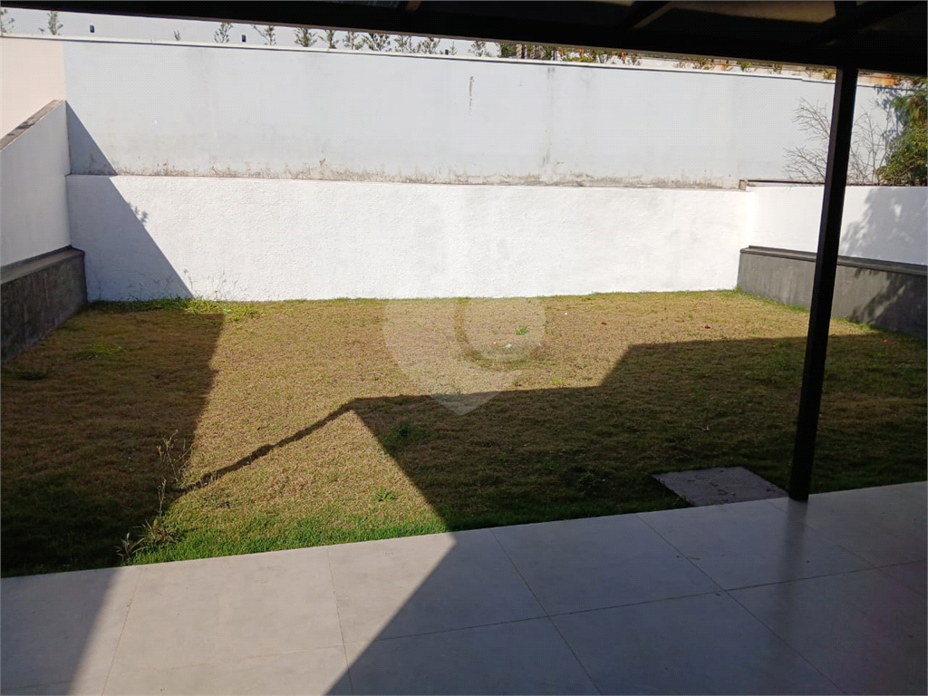 Casa de Condomínio à venda com 3 quartos, 202m² - Foto 22