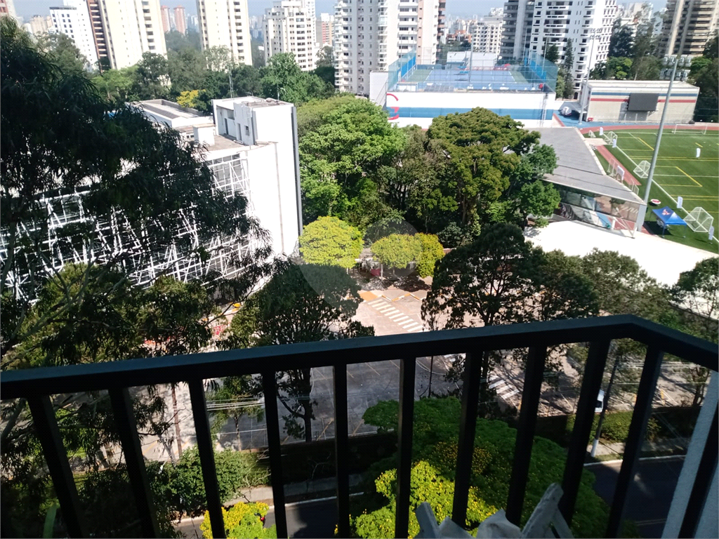 APARTAMENTO em VILA ANDRADE