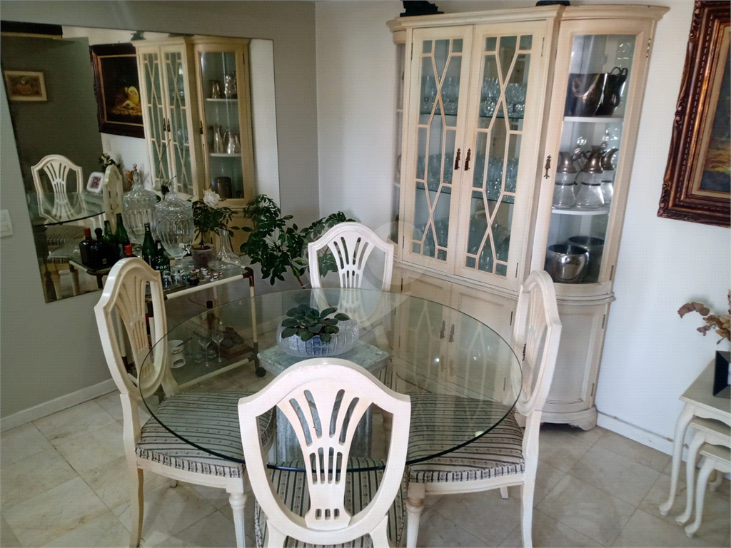 APARTAMENTO em VILA ANDRADE