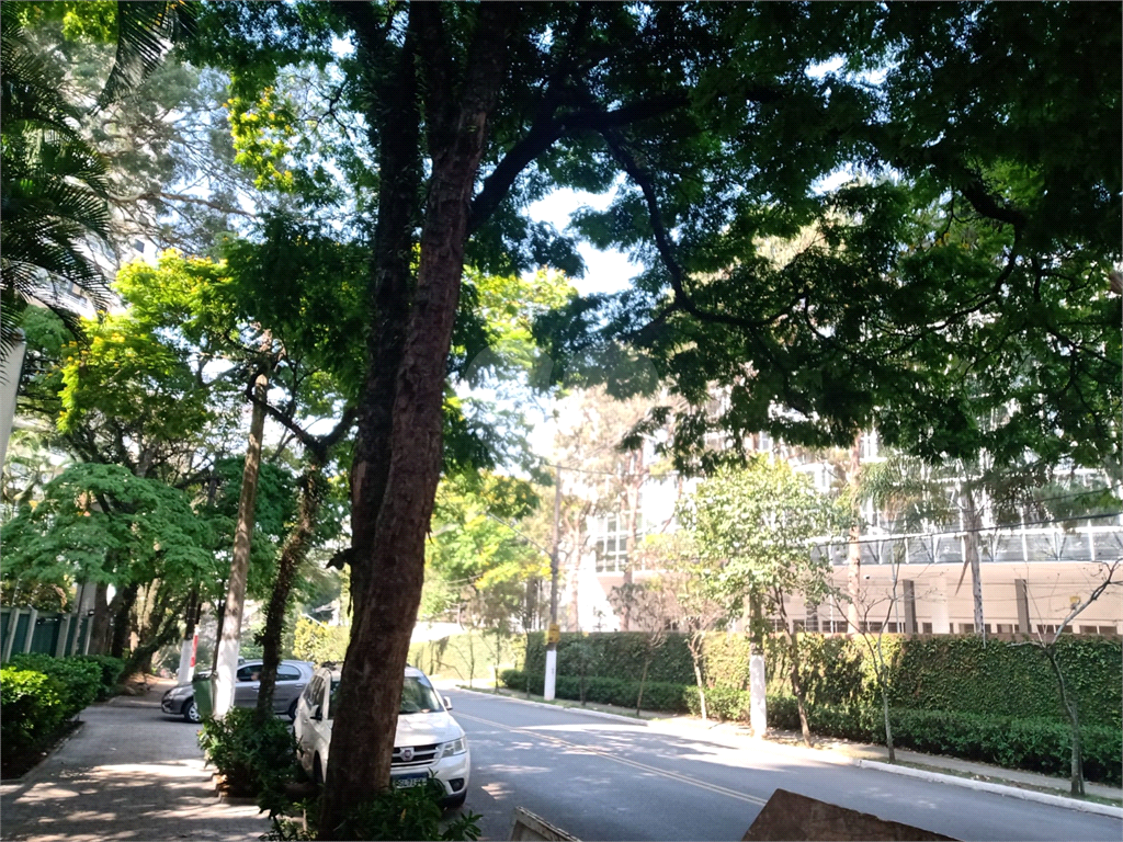 APARTAMENTO em VILA ANDRADE