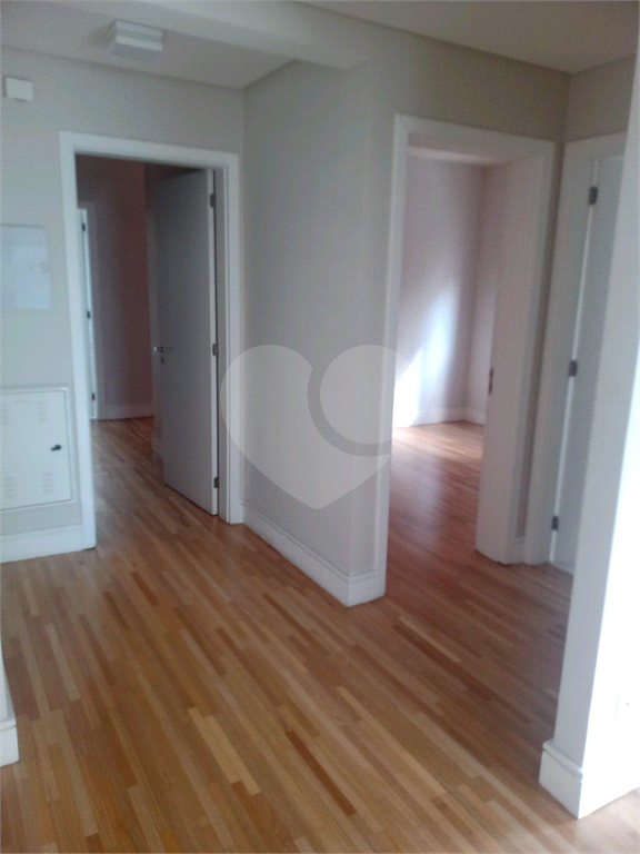 APARTAMENTO em HIGIENÓPOLIS