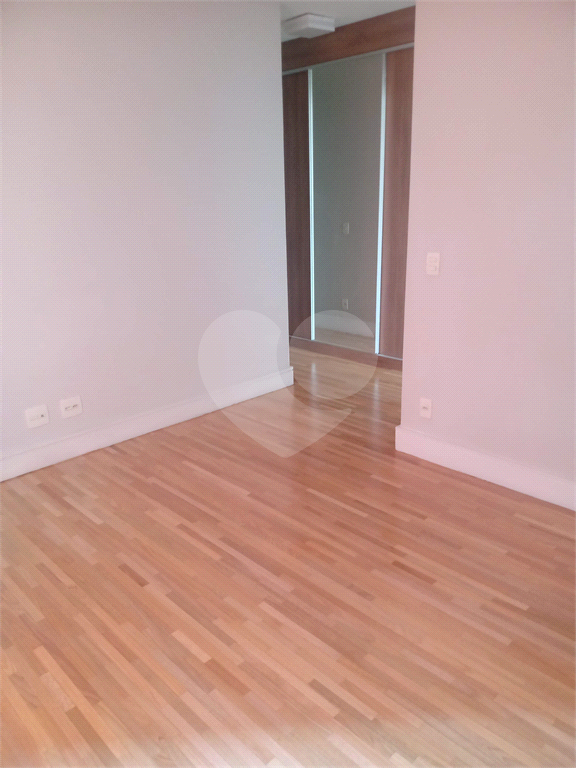 APARTAMENTO em HIGIENÓPOLIS