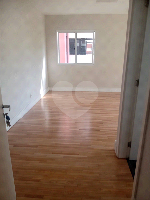 APARTAMENTO em HIGIENÓPOLIS