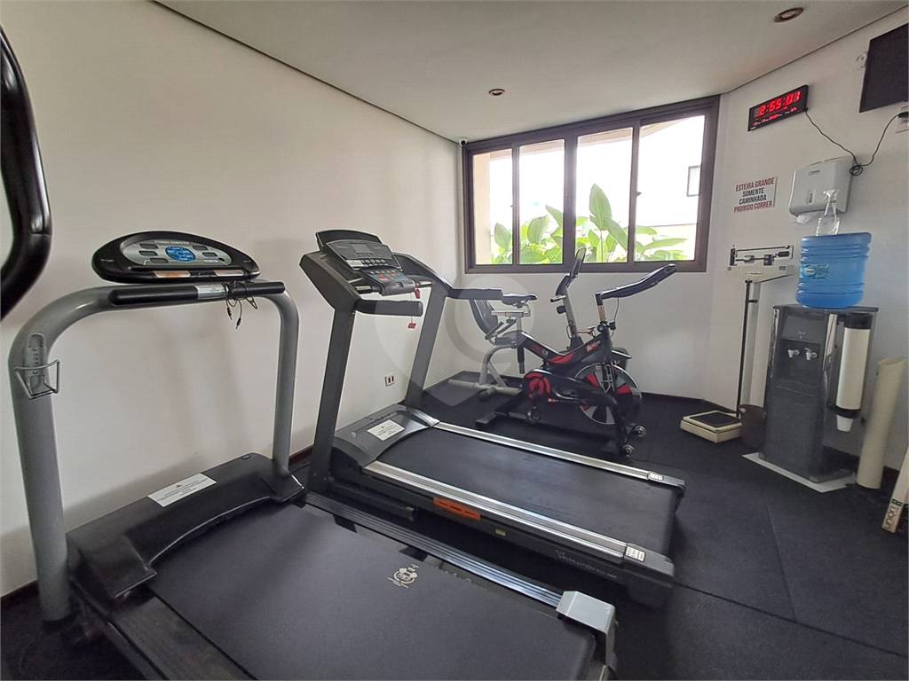 Imóvel de 74m² com 2 suítes com arcondicionado e janela antiruído piscina e 1 vaga Pompéia