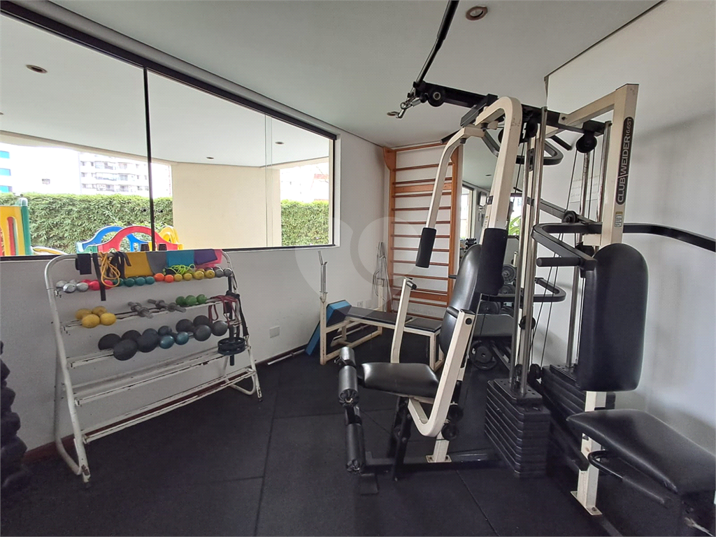 Imóvel de 74m² com 2 suítes com arcondicionado e janela antiruído piscina e 1 vaga Pompéia