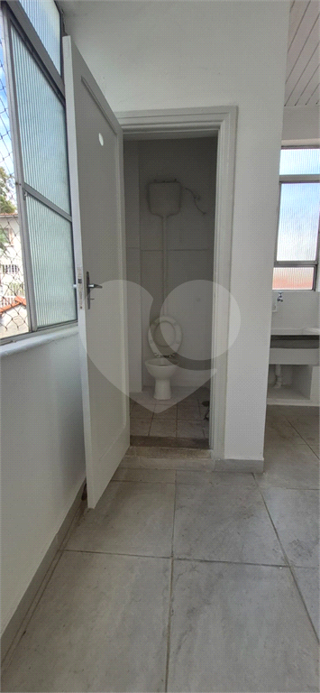 VENDE APARTAMENTO DE 2 DORMITÓRIOS, SACADA E COM VAGA - NA ACLIMAÇÃO