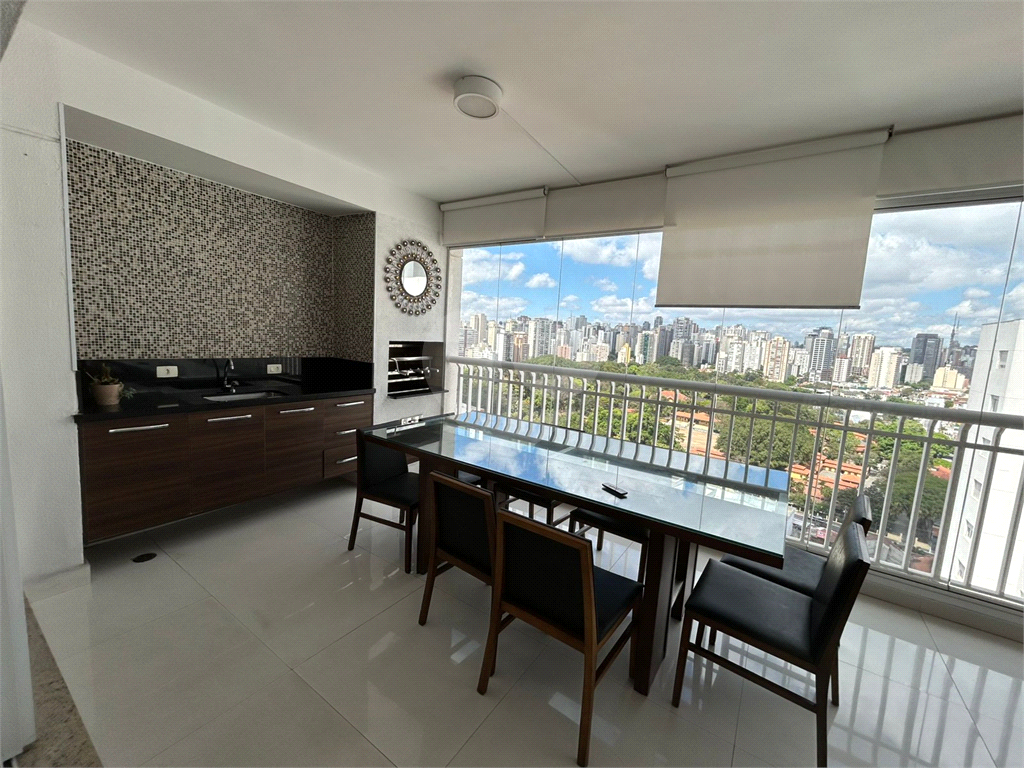 Apartamento para Locação de Alto Padrão - 163m²| 3 Dormitórios | 3 Suítes | 3 Vagas | Varanda Gourmet – Barra Funda