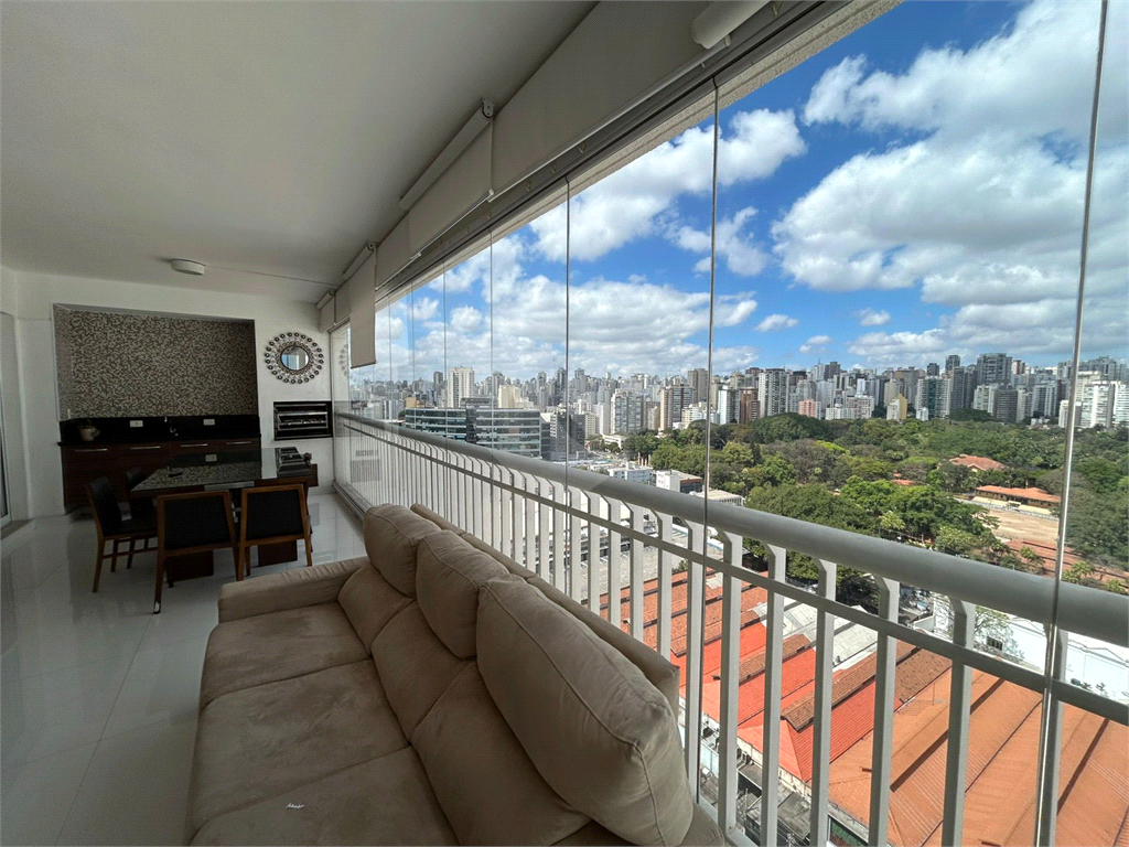 Apartamento para Locação de Alto Padrão - 163m²| 3 Dormitórios | 3 Suítes | 3 Vagas | Varanda Gourmet – Barra Funda
