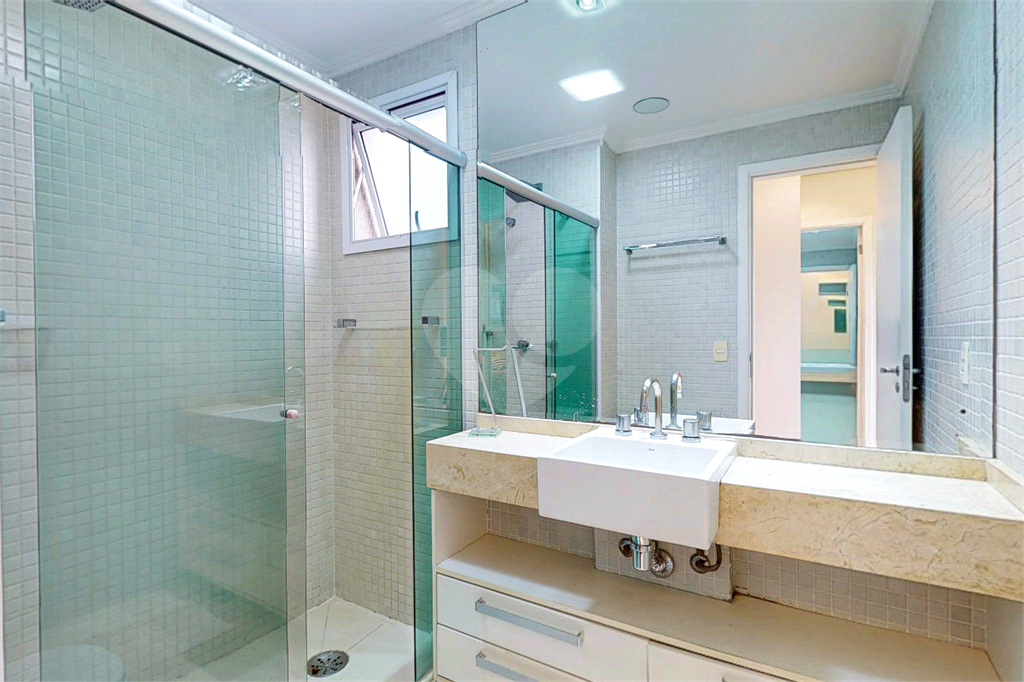 APARTAMENTO em VILA ROMANA