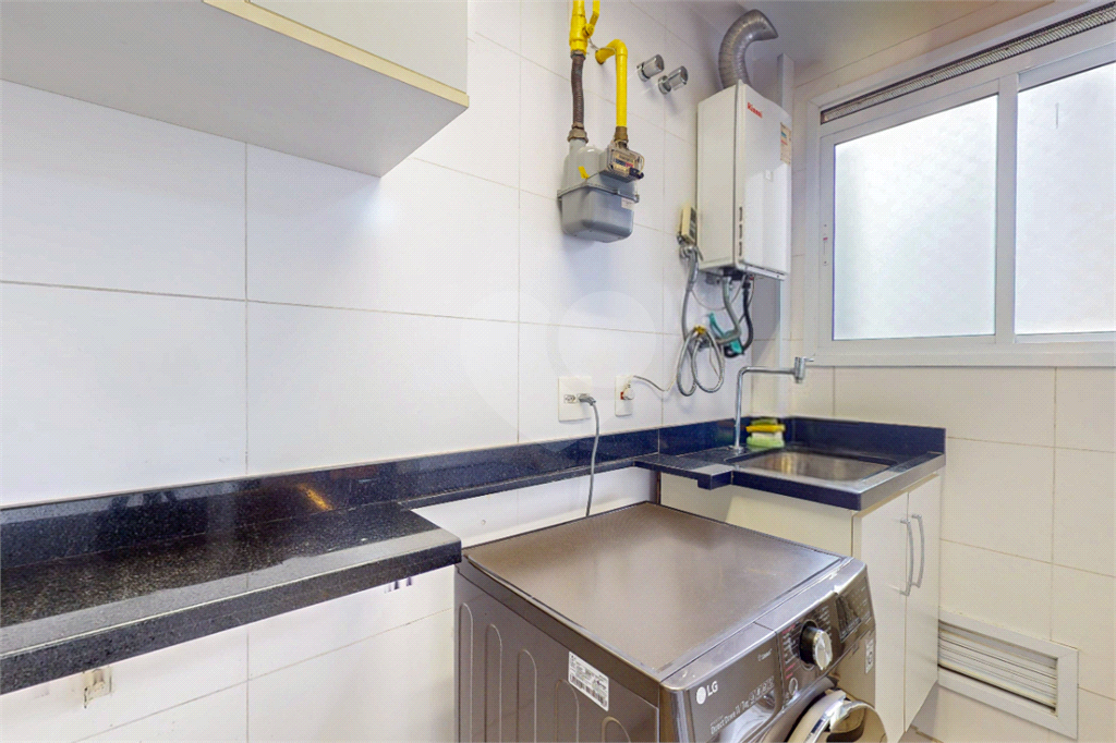 APARTAMENTO em VILA ROMANA