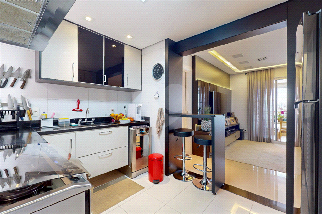APARTAMENTO em VILA ROMANA