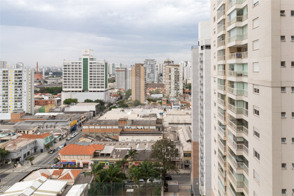 APARTAMENTO em VILA ROMANA