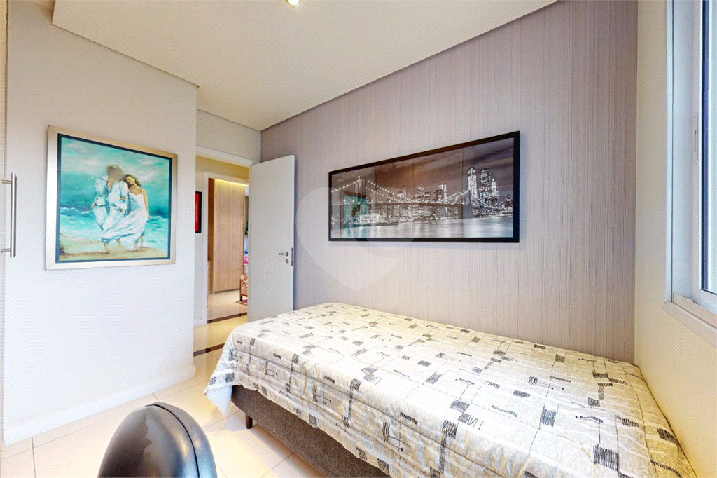APARTAMENTO em VILA ROMANA