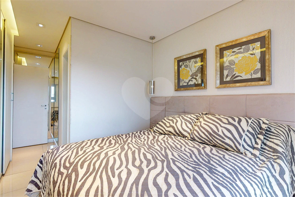 APARTAMENTO em VILA ROMANA