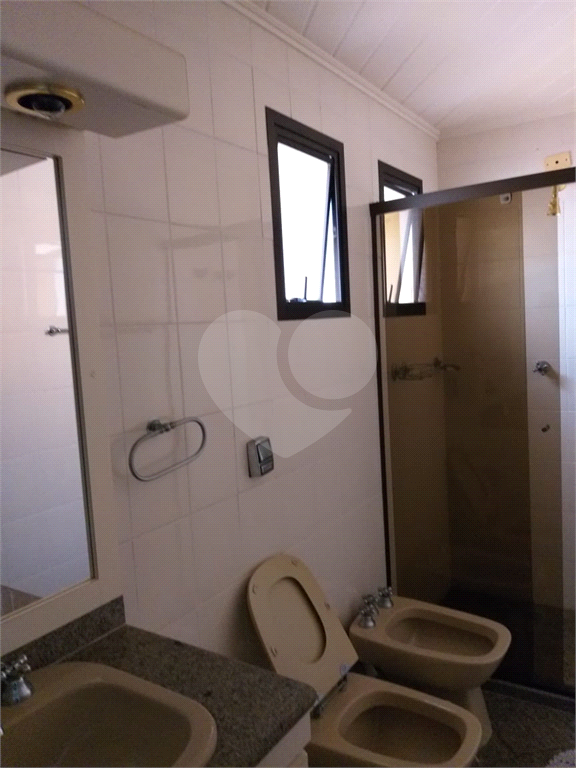 Apartamento de 160m² com 3 suítes em excelente localização no Guarujá