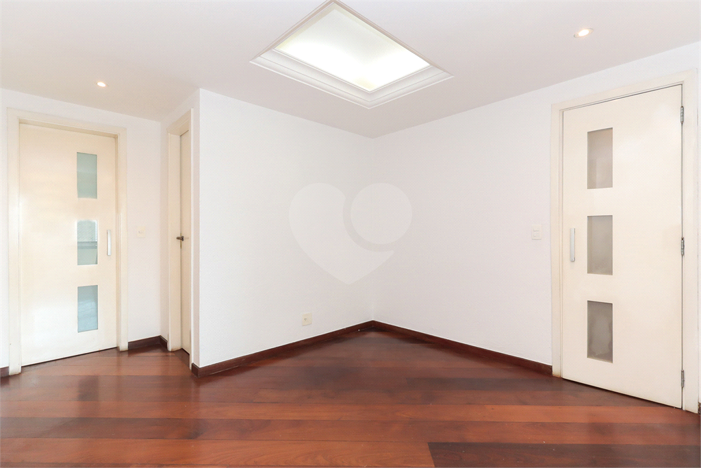 APARTAMENTO em VILA MADALENA