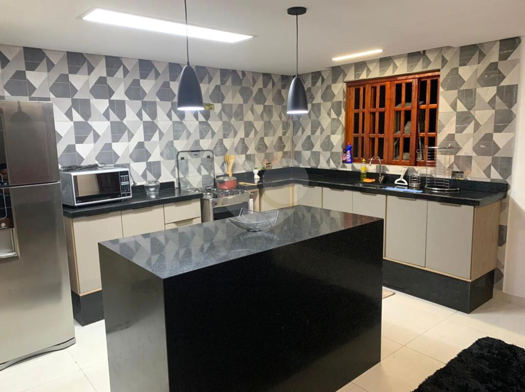 Casa, 3 quartos, 300 m² - Foto 2