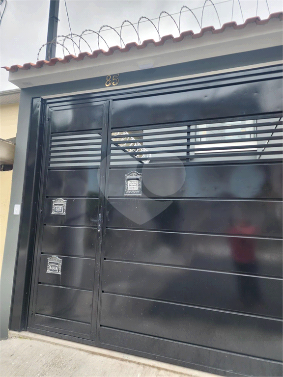 SOBRADO NOVO À VENDA NA PARADA INGLESA - CONFORTO E ESTILO