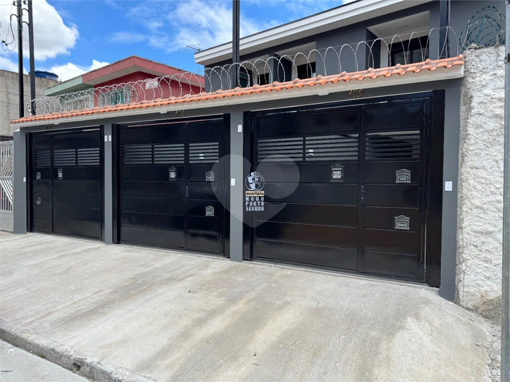 SOBRADO NOVO À VENDA NA PARADA INGLESA - CONFORTO E ESTILO