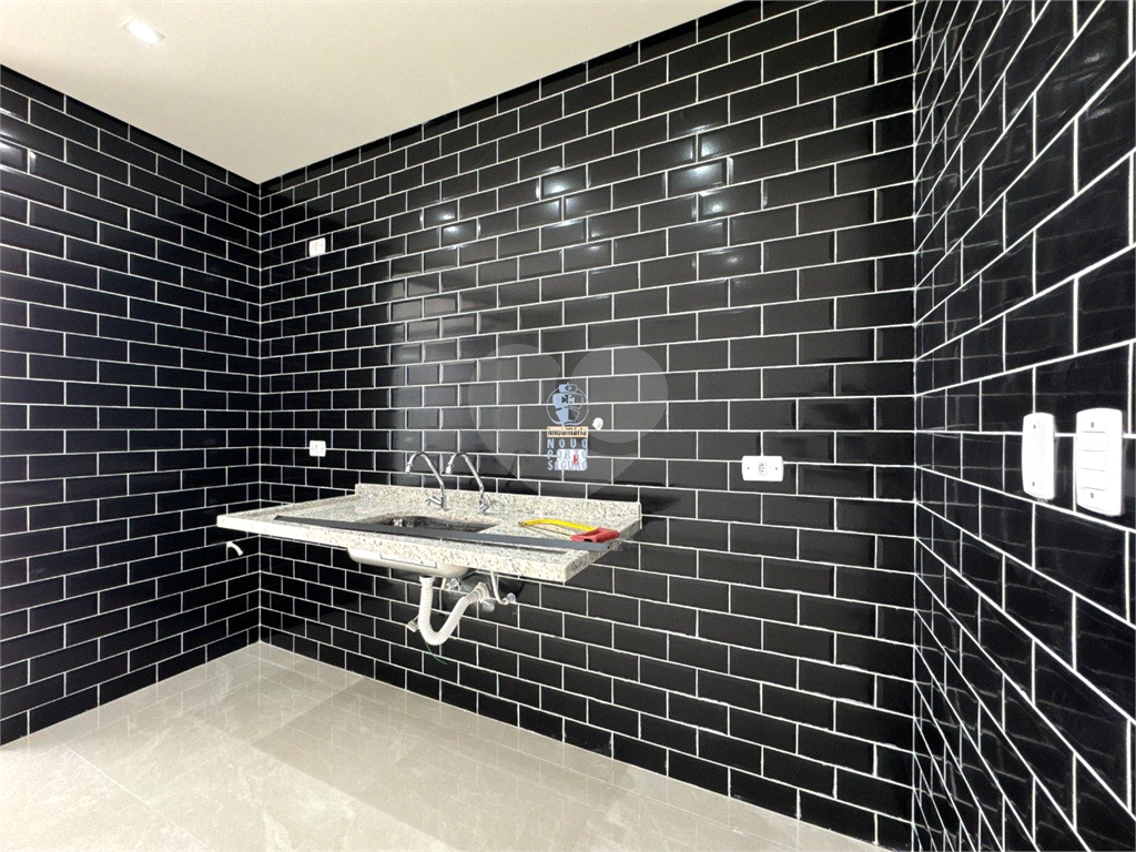 SOBRADO NOVO À  VENDA NA PARADA INGLESA -CONFORTO E ESTILO