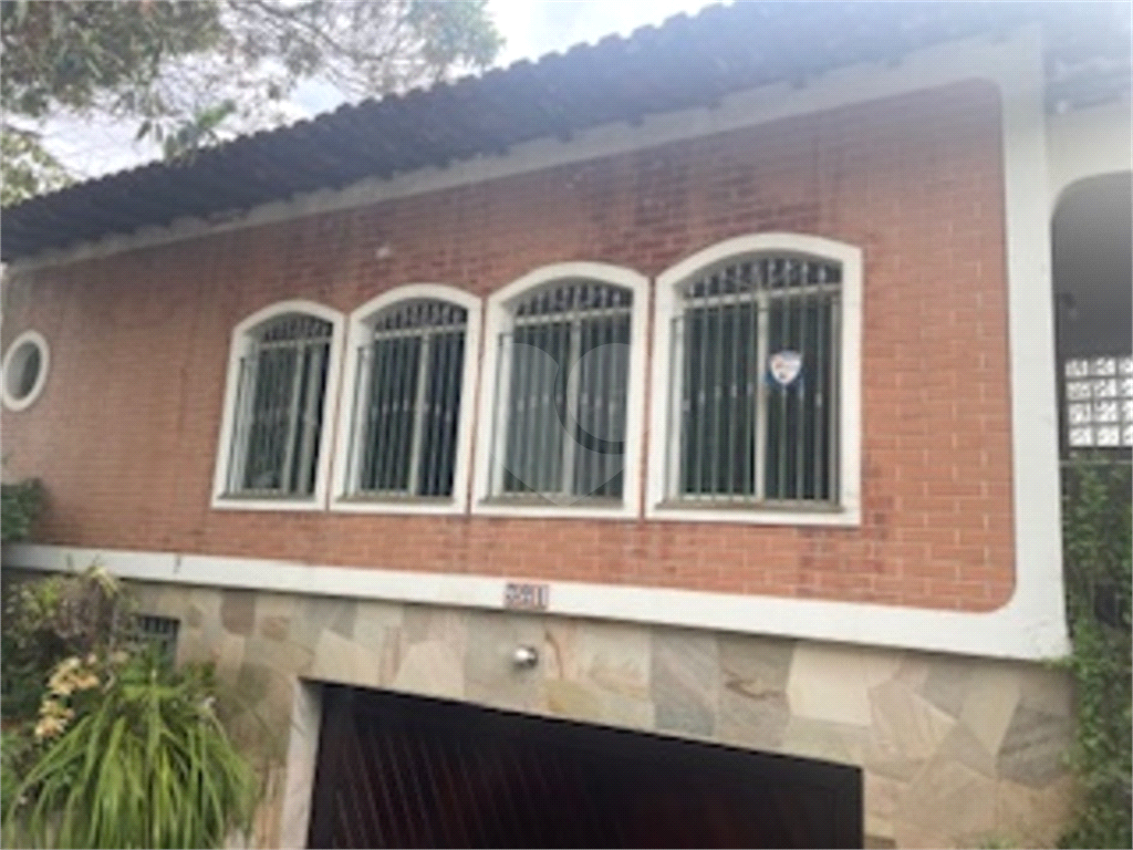 Sobrado, 3 quartos, 258 m² - Foto 2