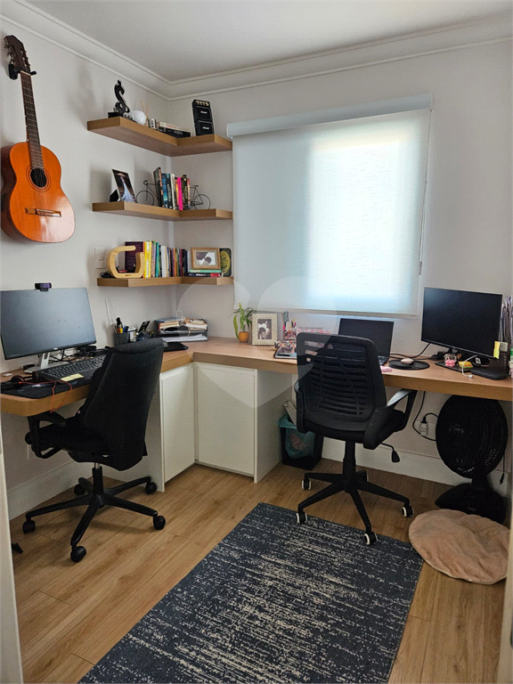 Apartamento com 3 dormitorios e varanda gourmet