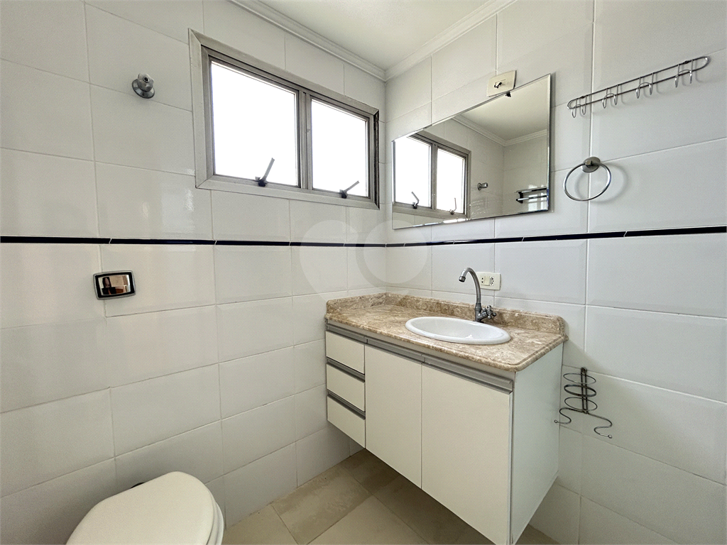 Apartamento de 50m2 em andar alto na Moema Pássaros