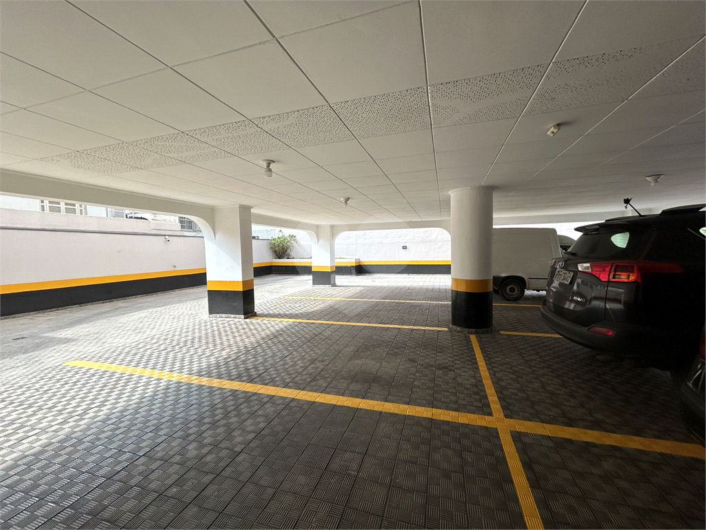 Apartamento de 50m2 em andar alto na Moema Pássaros