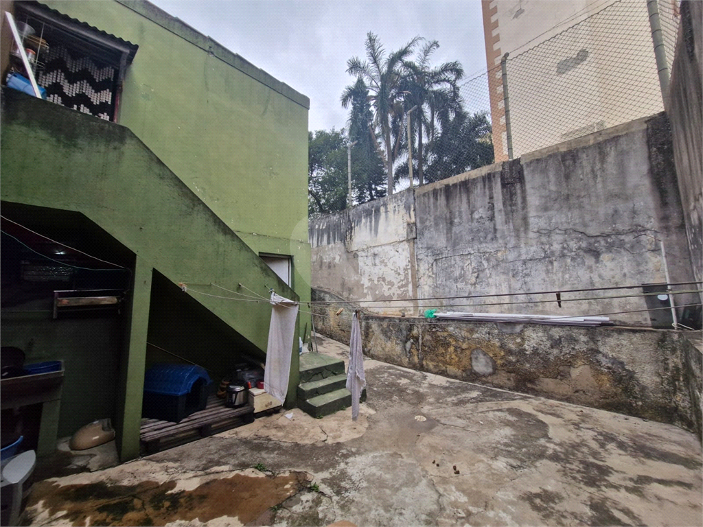 Casa para Venda 6 dormitórios. Vila Gustavo