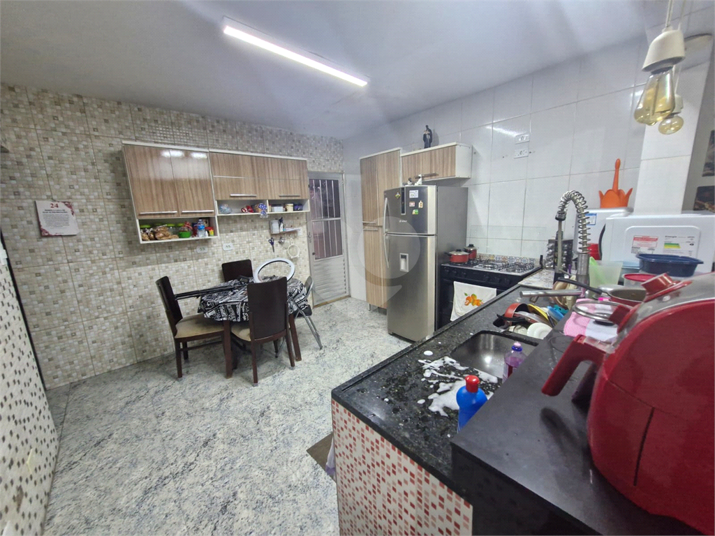 Casa para Venda 6 dormitórios. Vila Gustavo