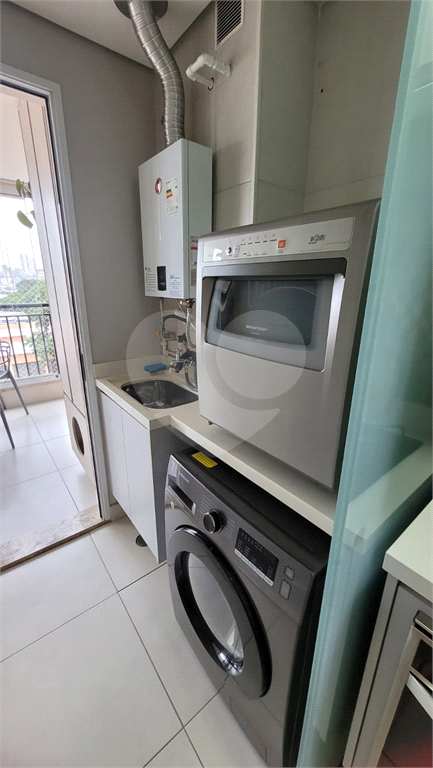 Apartamento 79m2 Vila Guilherme com varanda gourmet com 2 banheiros 2 vagas 2 quartos 1 suíte Aceita e  Estuda Permuta.
