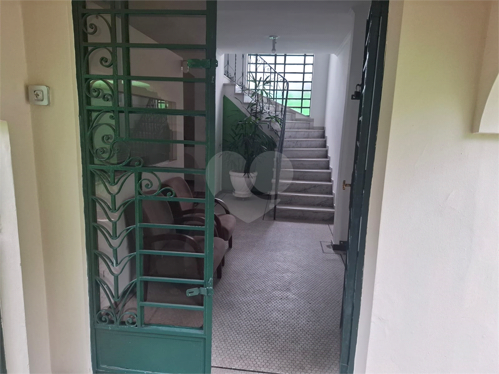 SOBRADO em PINHEIROS