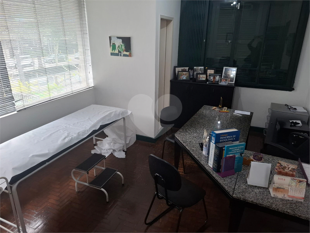 SOBRADO em PINHEIROS