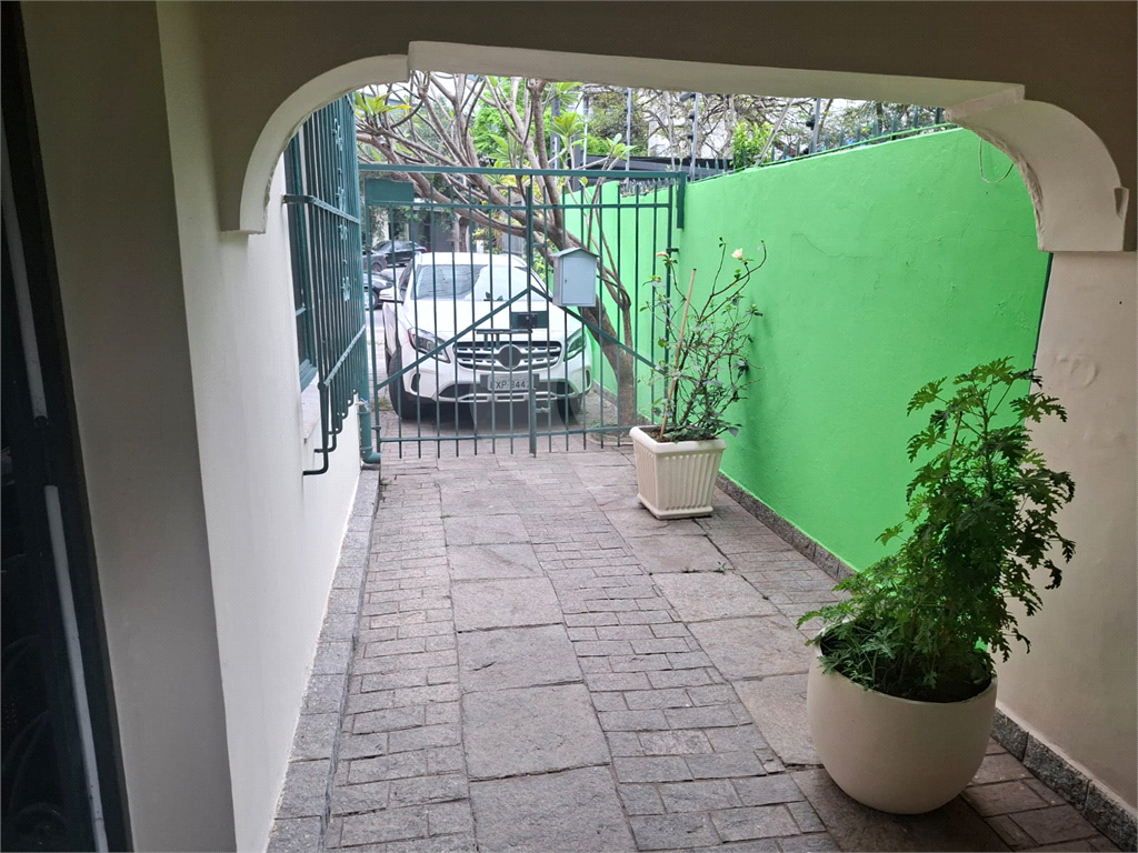 SOBRADO em PINHEIROS