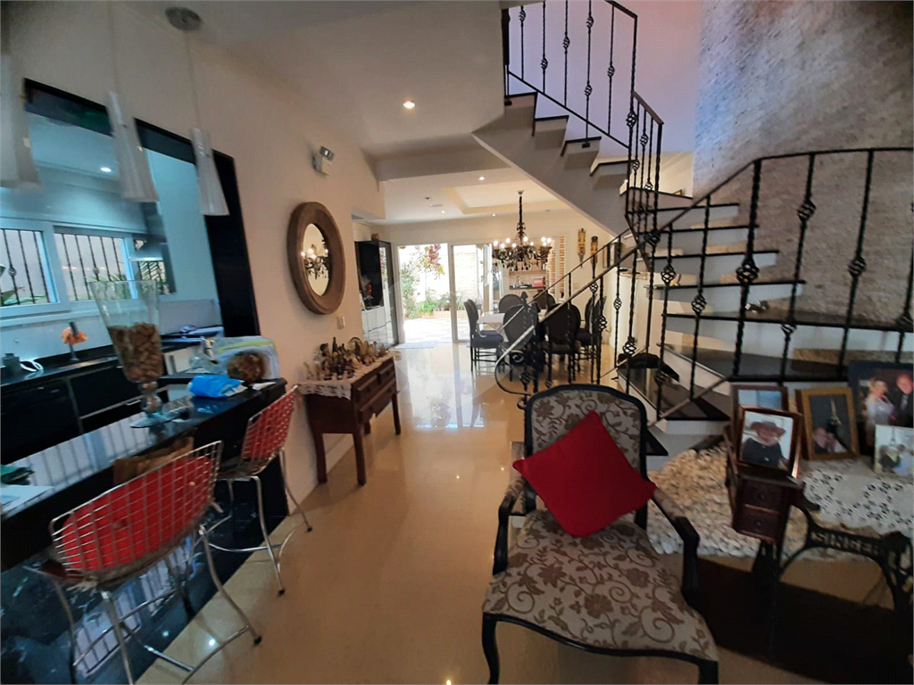 Sobrado, 3 quartos, 178 m² - Foto 2