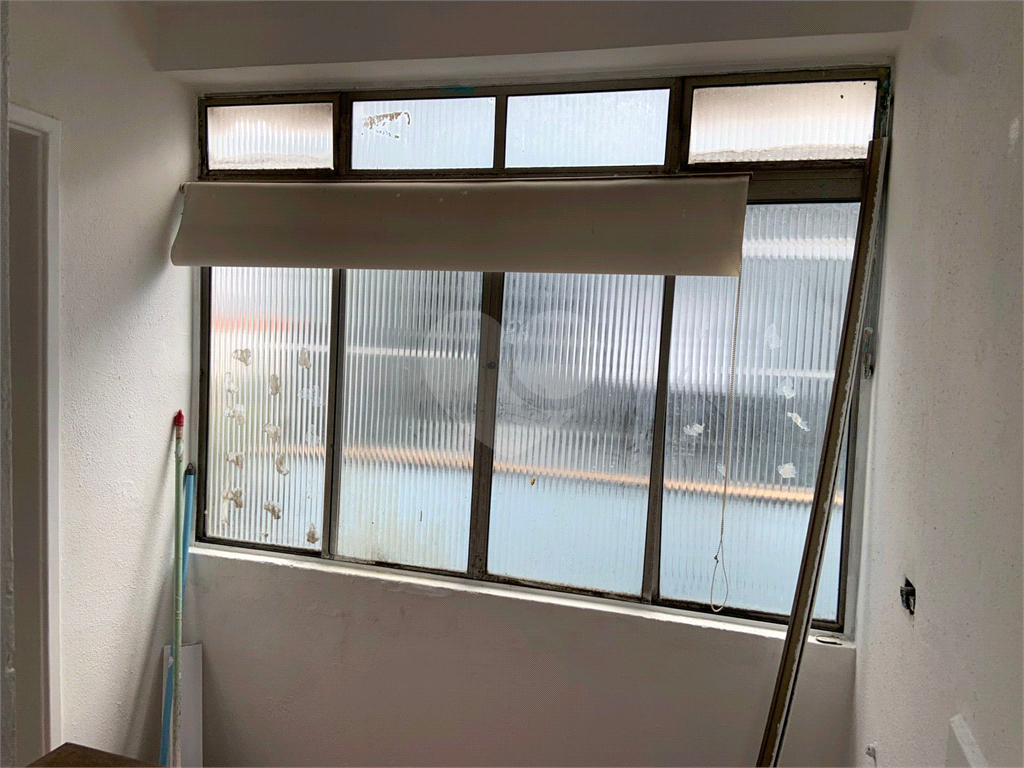APARTAMENTO em PINHEIROS