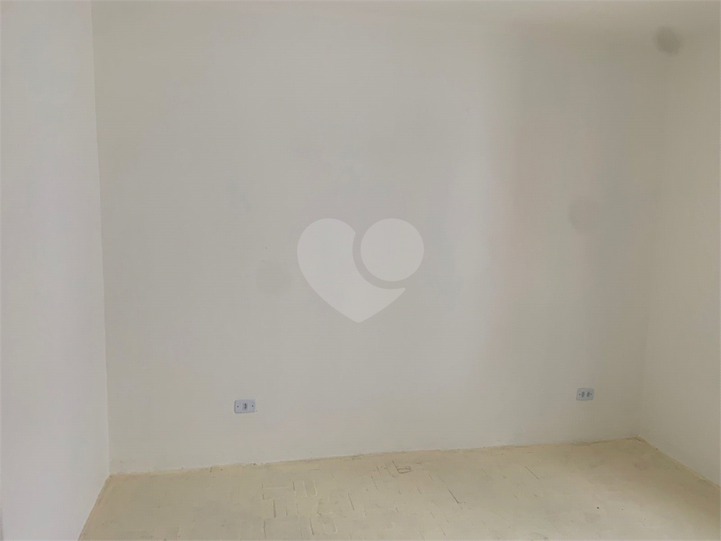 APARTAMENTO em PINHEIROS