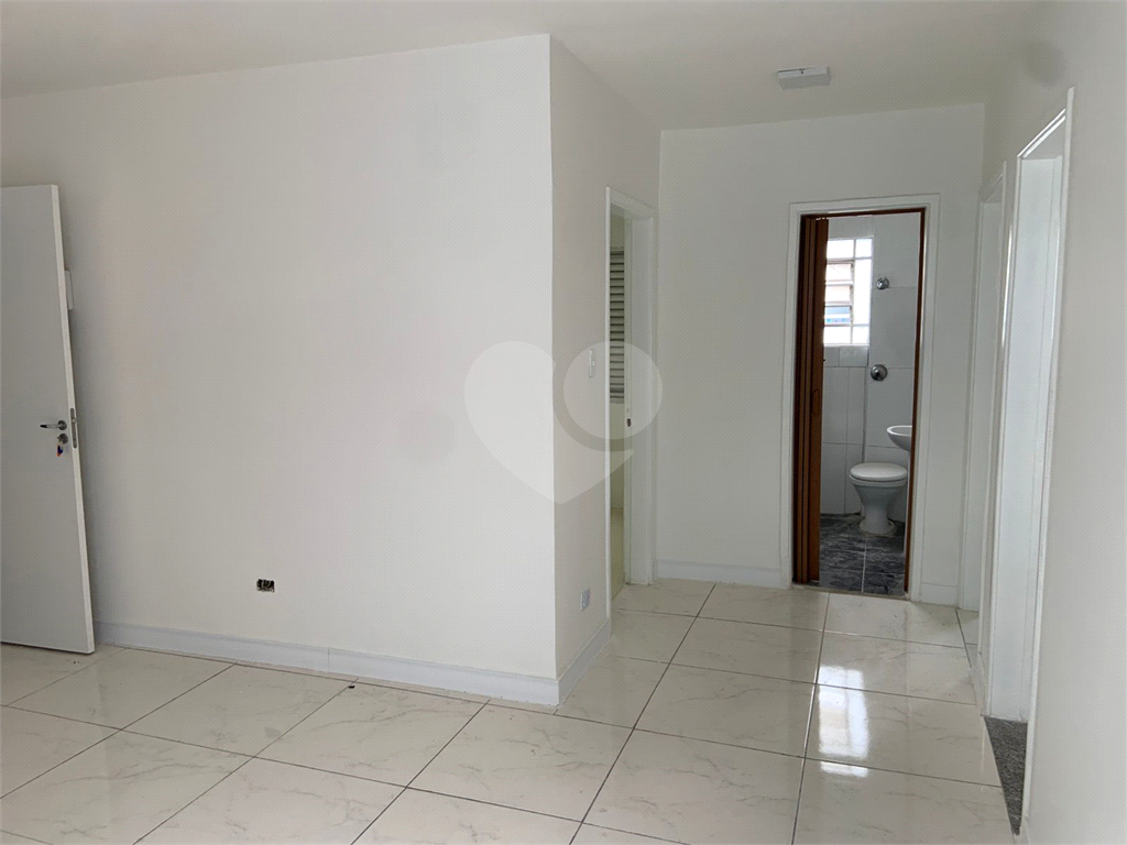 APARTAMENTO em PINHEIROS