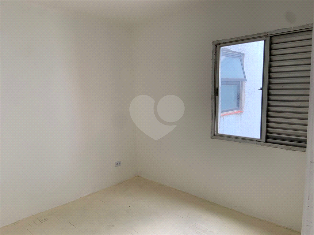 APARTAMENTO em PINHEIROS
