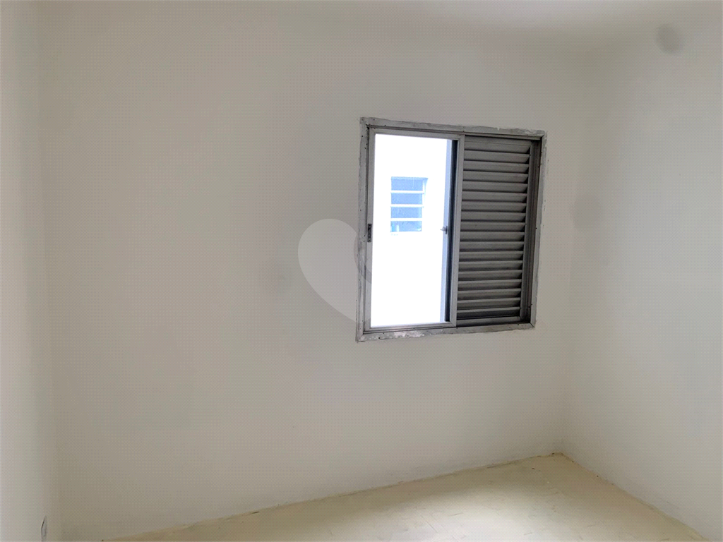APARTAMENTO em PINHEIROS